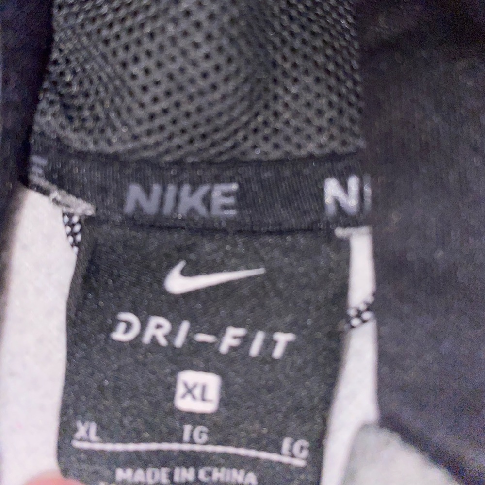 Nike Hoodie. Boys XL. LIKE NEW!